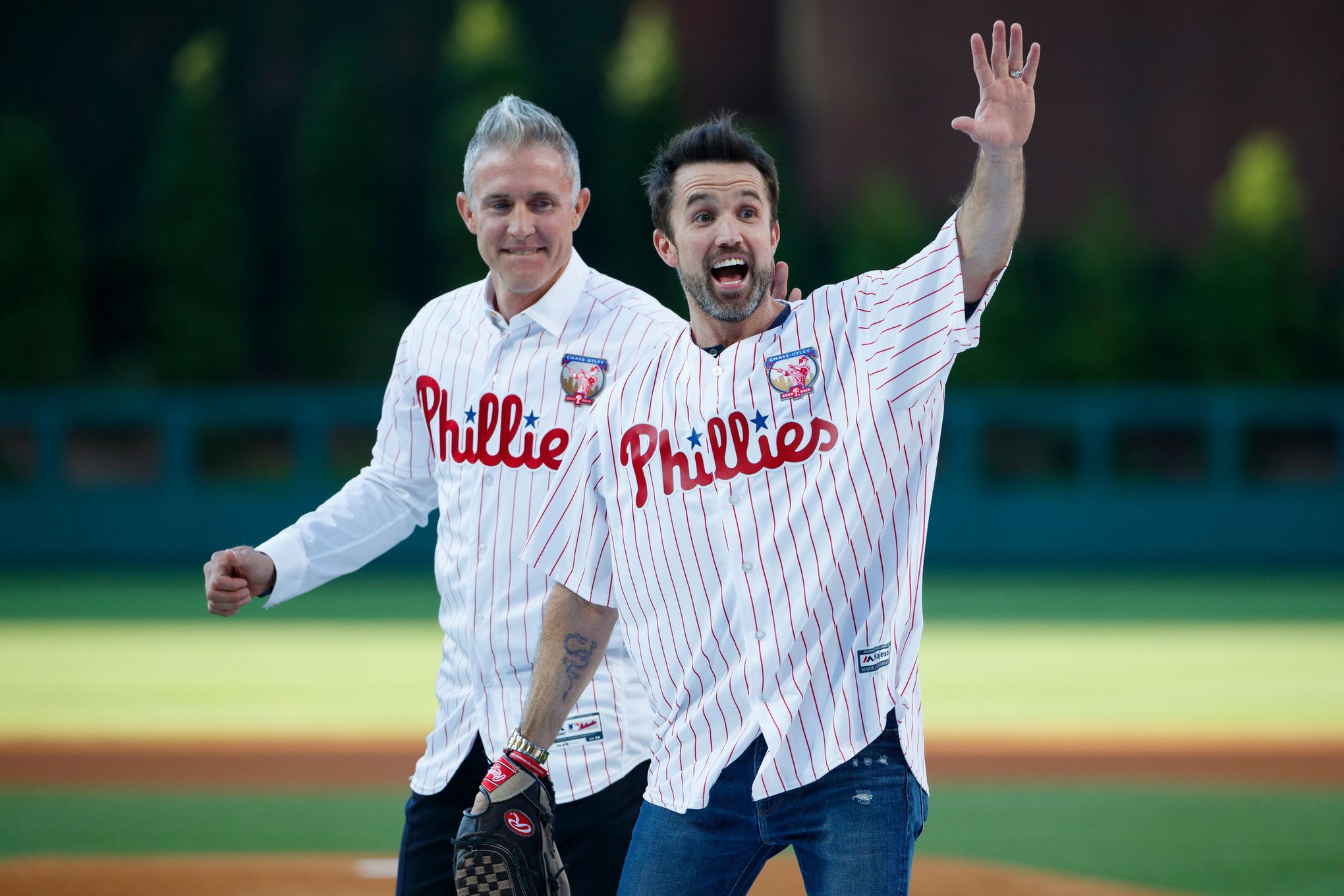 Utley honored, tosses pitch to Always Sunny's Rob McElhenney