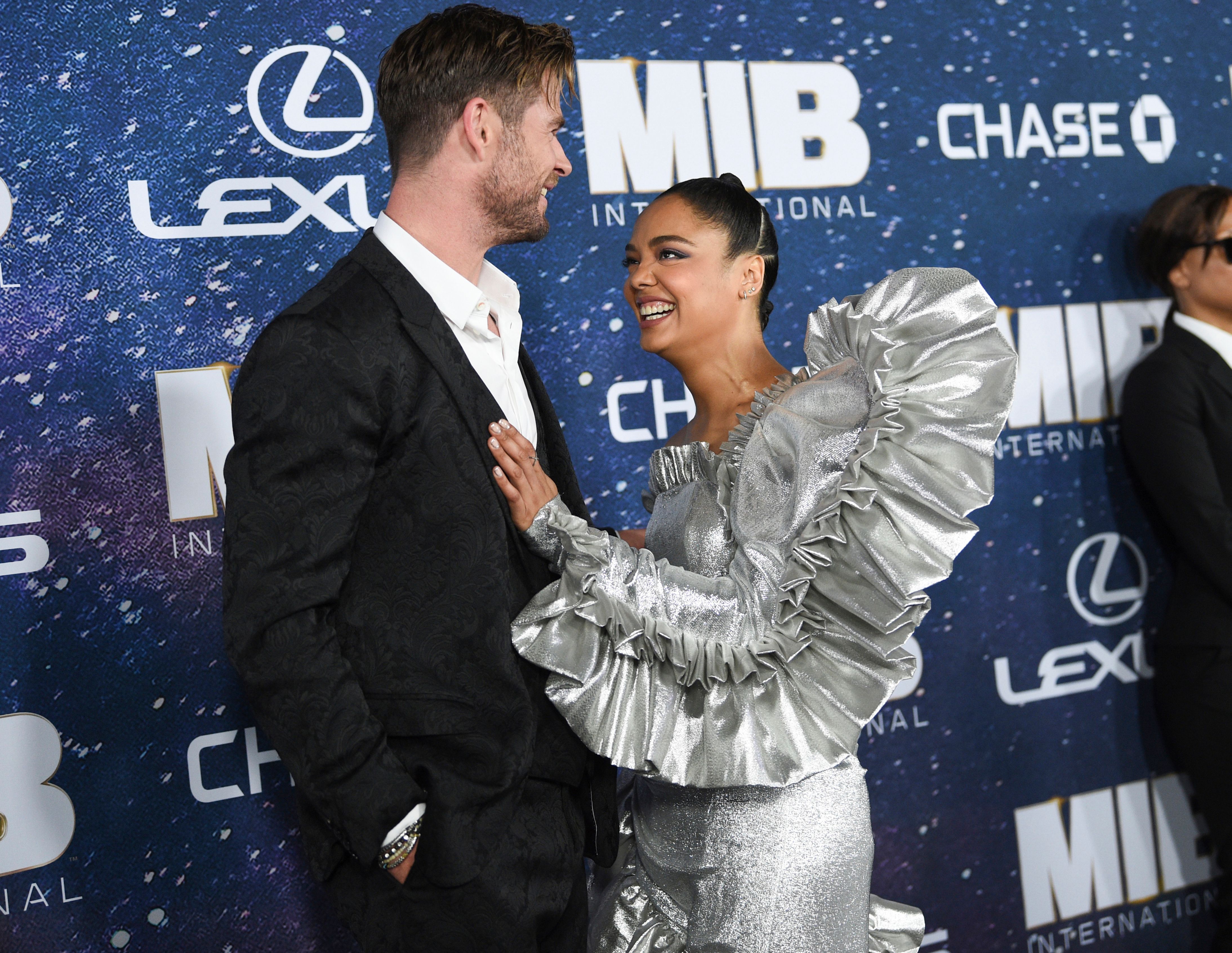 Men in black international premiere deals