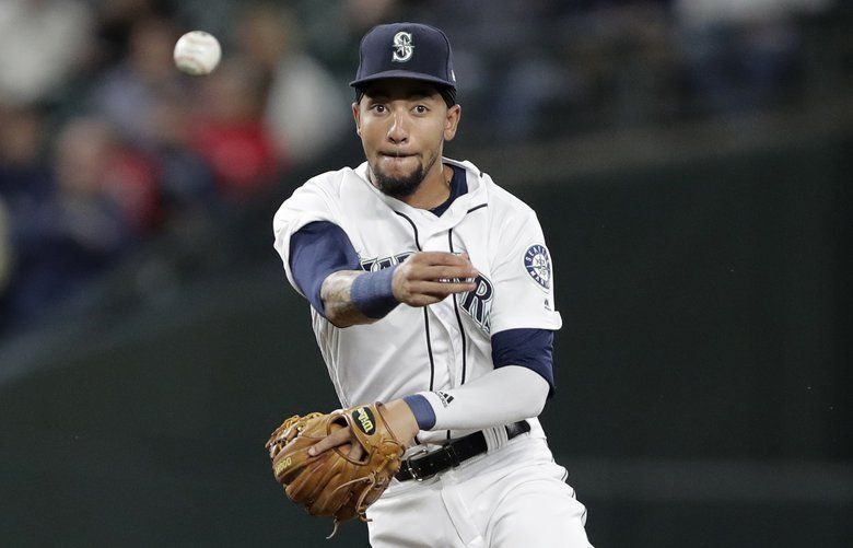 Is J.P. Crawford forcing the Mariners to reconsider offseason