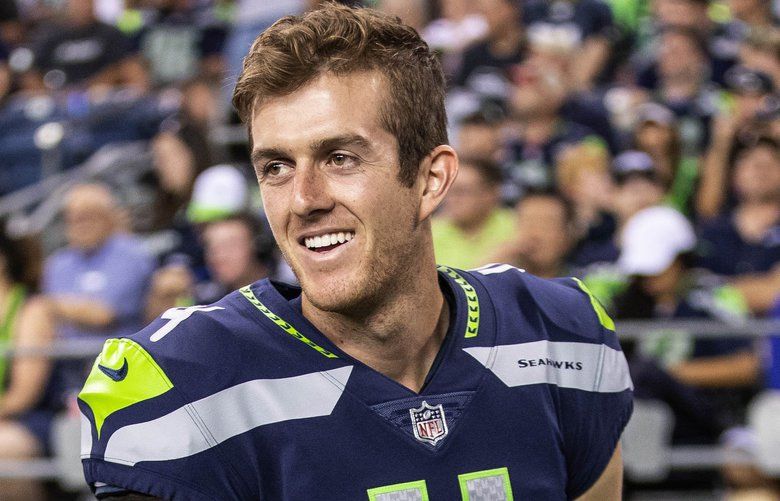 Seattle Seahawks punter Michael Dickson (4) during an NFL football game  against the Denver Broncos, Monday, Sept. 12, 2022, in Seattle, WA. The  Seahawks defeated the Bears 17-16. (AP Photo/Ben VanHouten Stock Photo -  Alamy