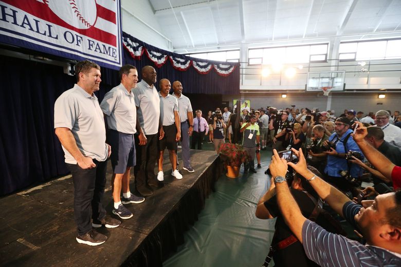 Edgar Martinez Confounds Peers Even as He Joins Them in Cooperstown - The  New York Times