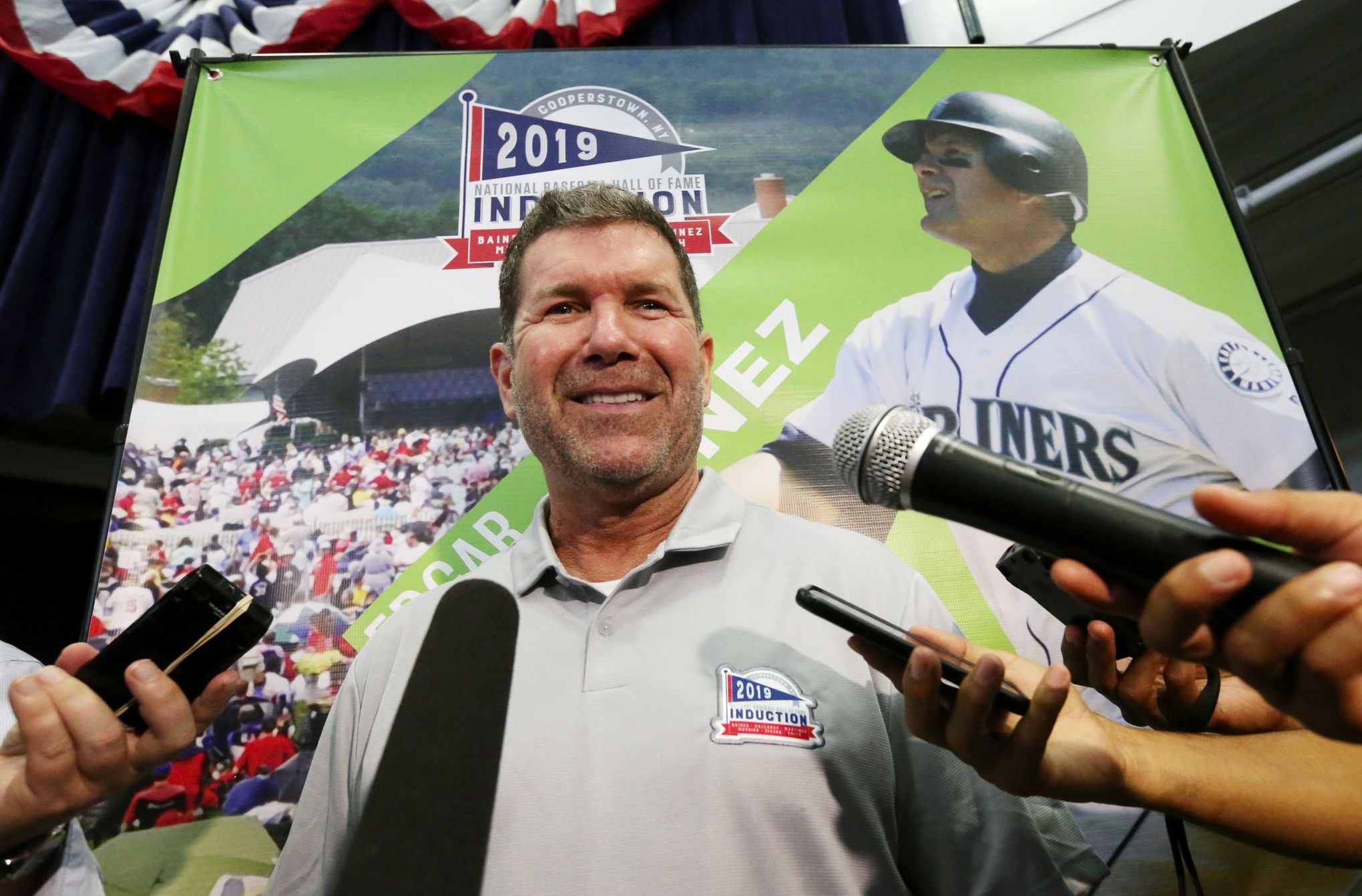 Edgar Martinez brings the designated hitter to the Baseball HOF - Sports  Collectors Digest