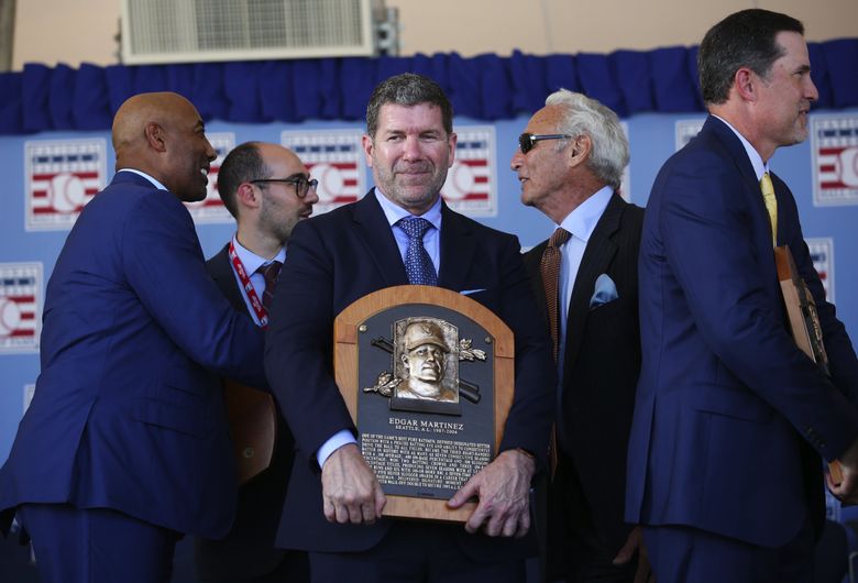 Edgar Martinez Confounds Peers Even as He Joins Them in Cooperstown - The  New York Times