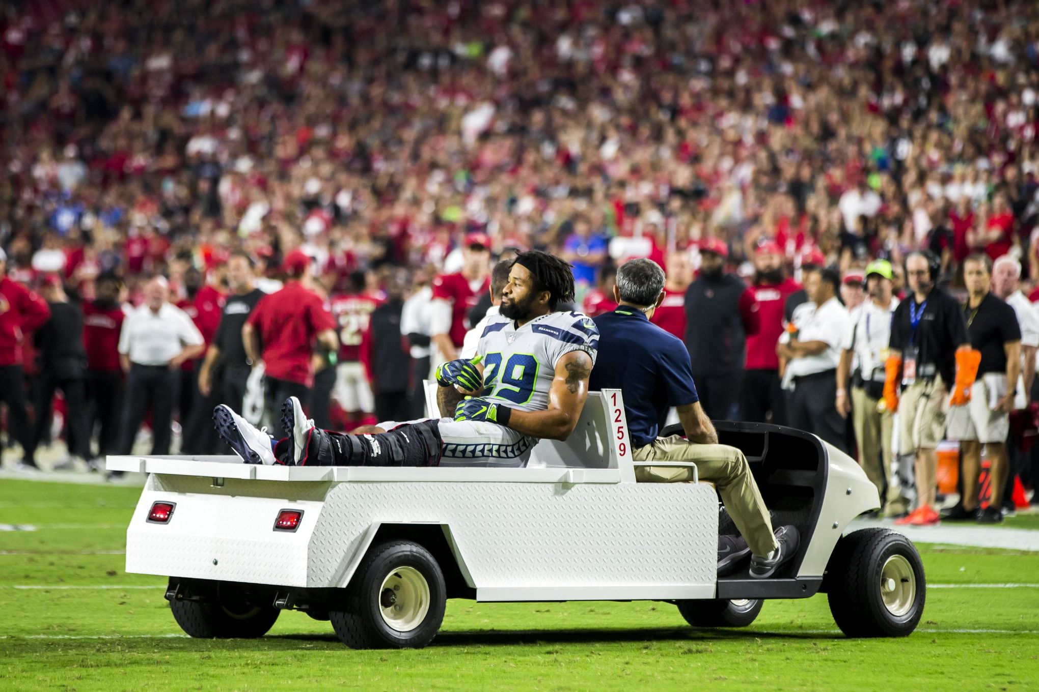 Think this is trouble” - Analyst Speaks Out on Earl Thomas to