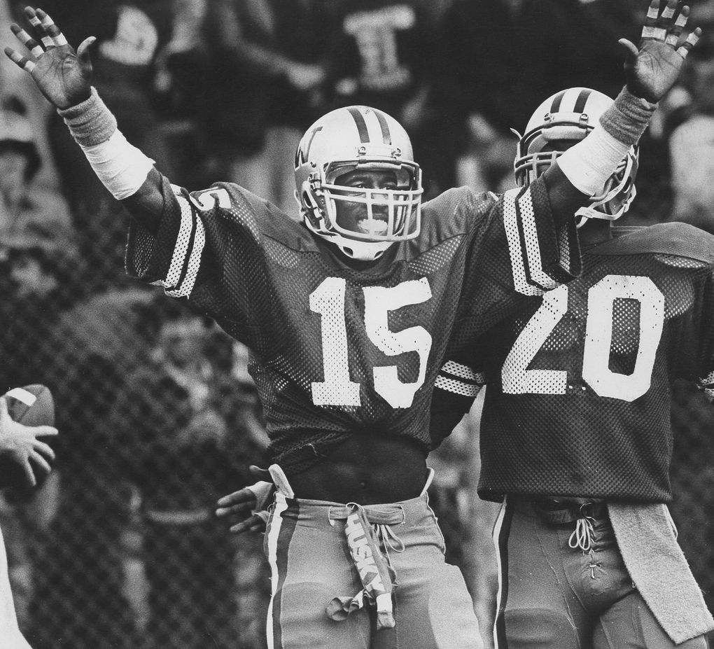 This shot of UW’s Anthony Allen from 1981 shows the style but not the purple and gold colors. (Chris Johns / The Seattle Times)