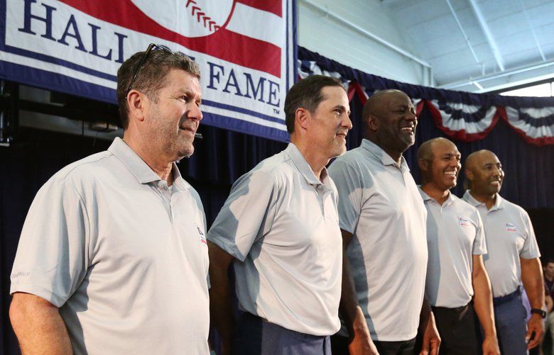 Mike Mussina Speaks At Hall of Fame Press Conference