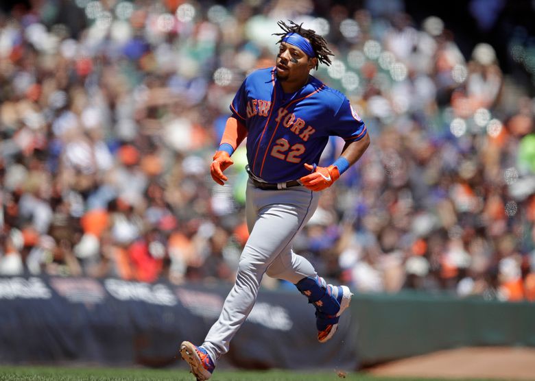 NY Mets' Dominic Smith to 10-day IL with left foot injury