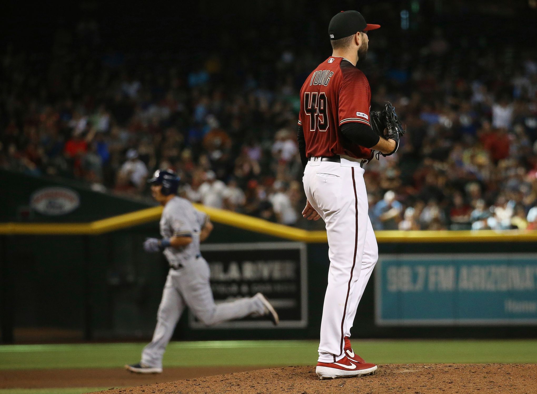 Ryan Braun gets beaned by Diamondbacks