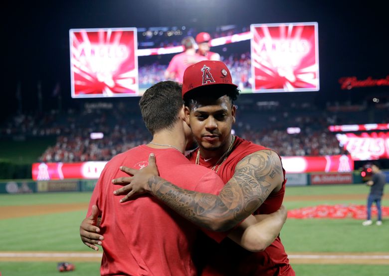 Wearing Tyler Skaggs' No. 45, Angels no-hit Mariners in 13-0 win