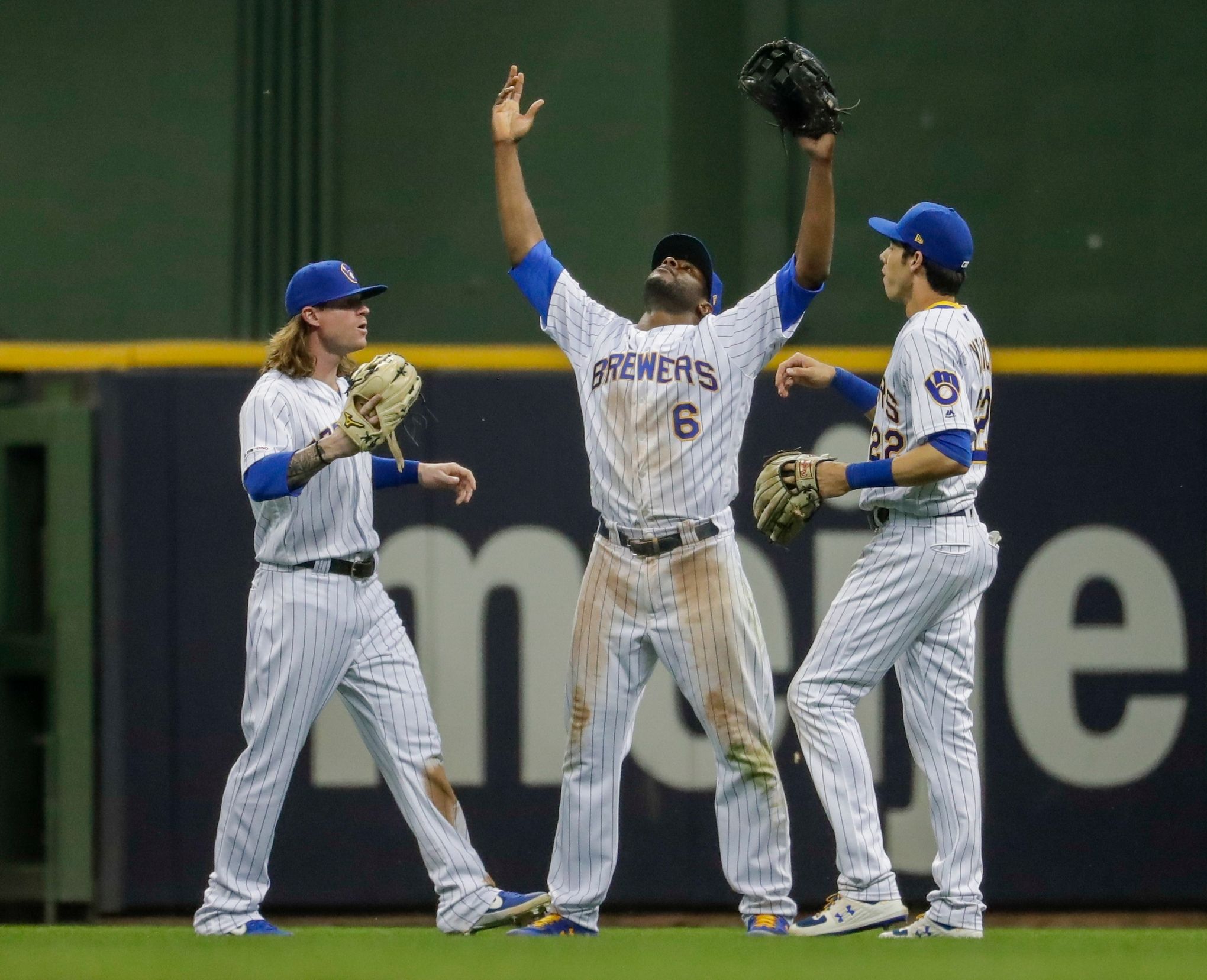 Braun, Milwaukee Brewers rally to beat Chicago Cubs