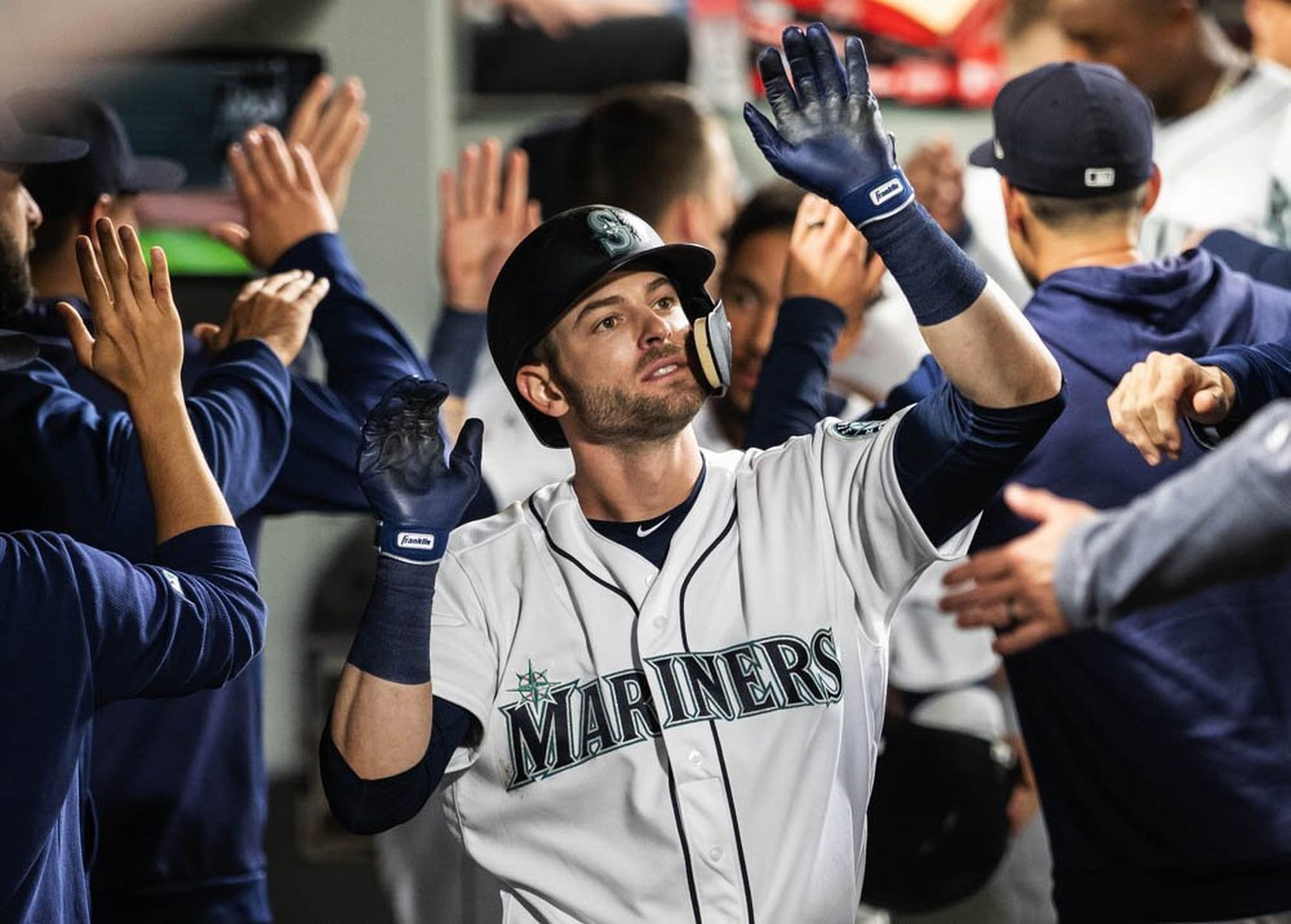 Mariners outfielder Mitch Haniger likely to miss spring training and the  start of the season
