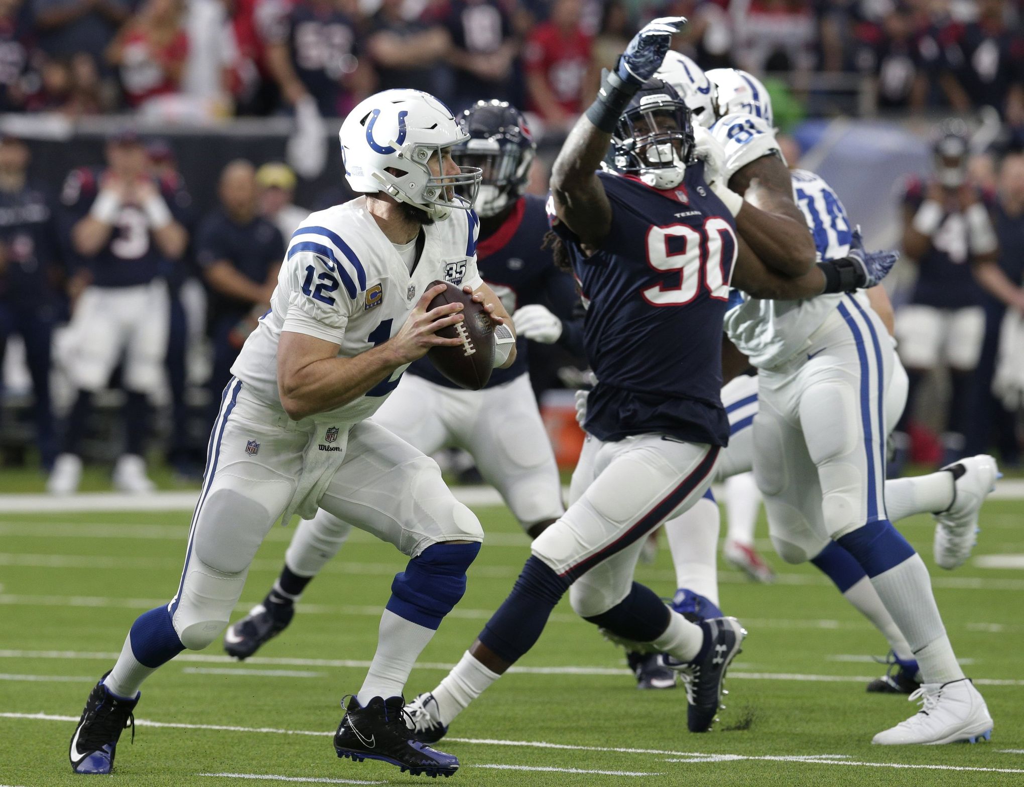 Despite no long-term contract, Texans' Jadeveon Clowney could cash