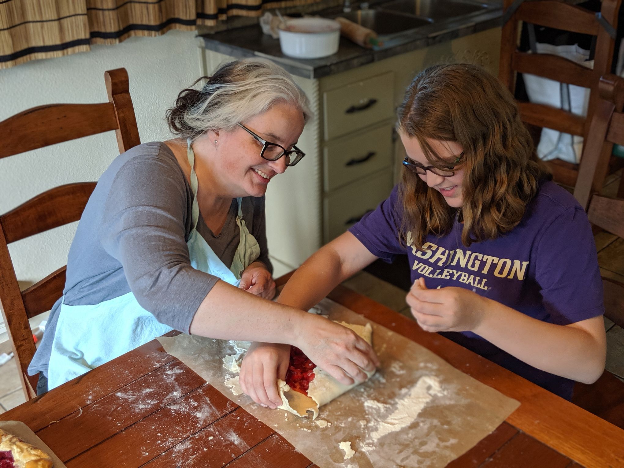 Lessons, laughter, love — and fruity galettes — fill the kitchen as a  budding baker is coached through her 1st pie crust | The Seattle Times