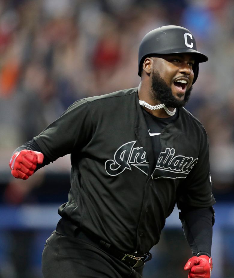 Cleveland Indians to wear all-black uniforms for 2019 MLB Players Weekend