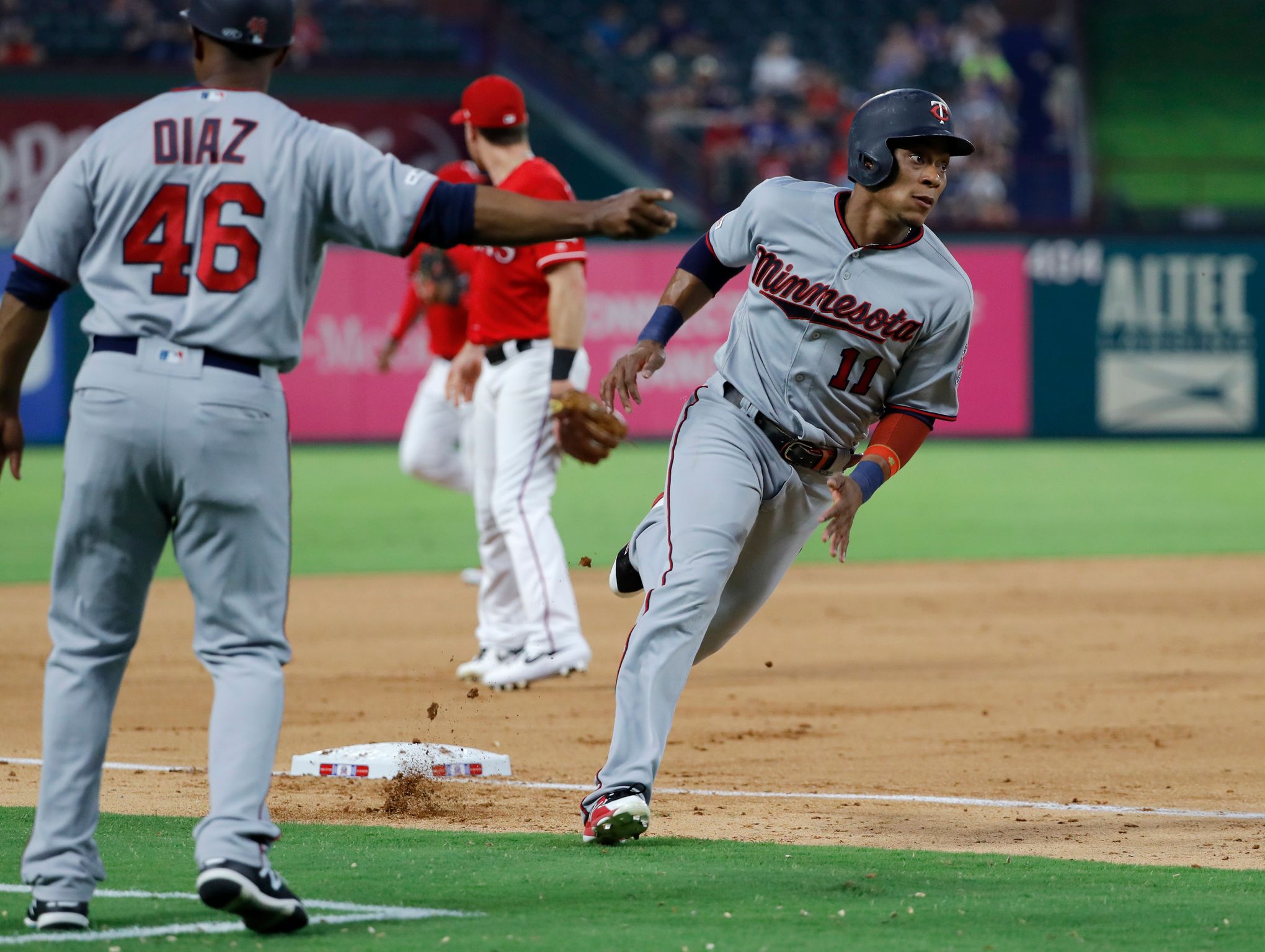 Twins' Baldelli on Pineda's fifth start, Rosario's homer