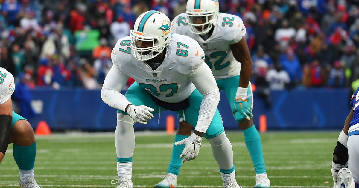 Mike Tannenbaum Tells the Laremy Tunsil 'Gas Mask' Story 