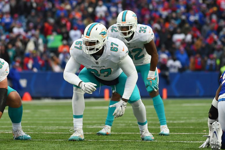 AP Source: Texans acquire Laremy Tunsil, Kenny Stills from Dolphins