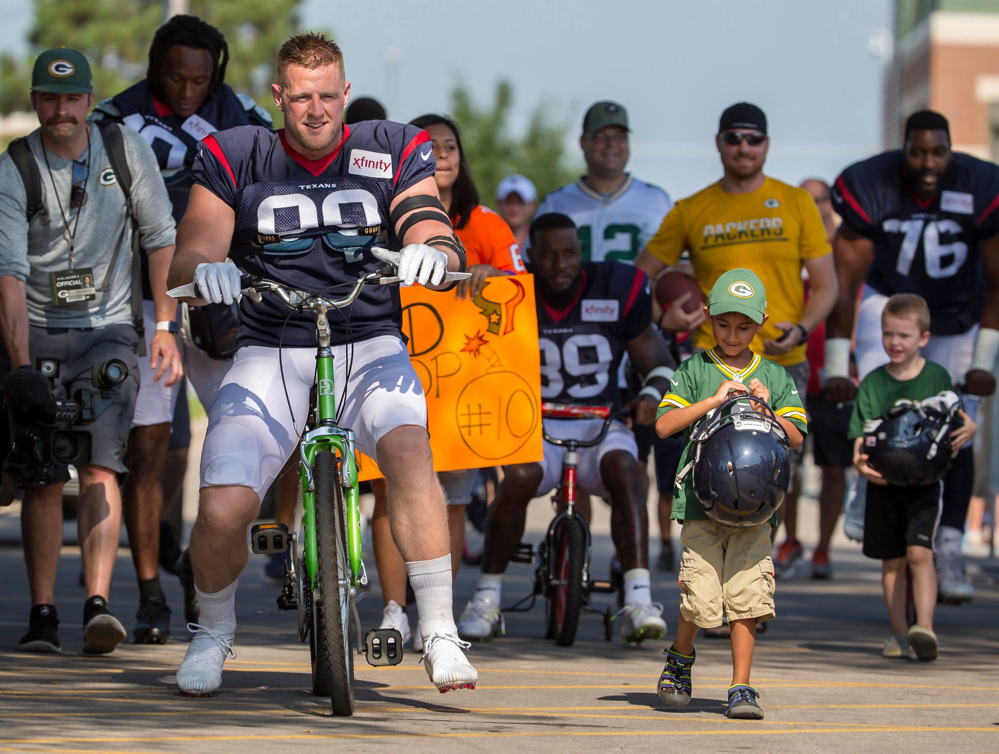 Texans' J.J. Watt Makes Play as Big as His Dreams - The New York Times