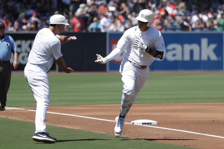 Manny's 2 homers lift Sox