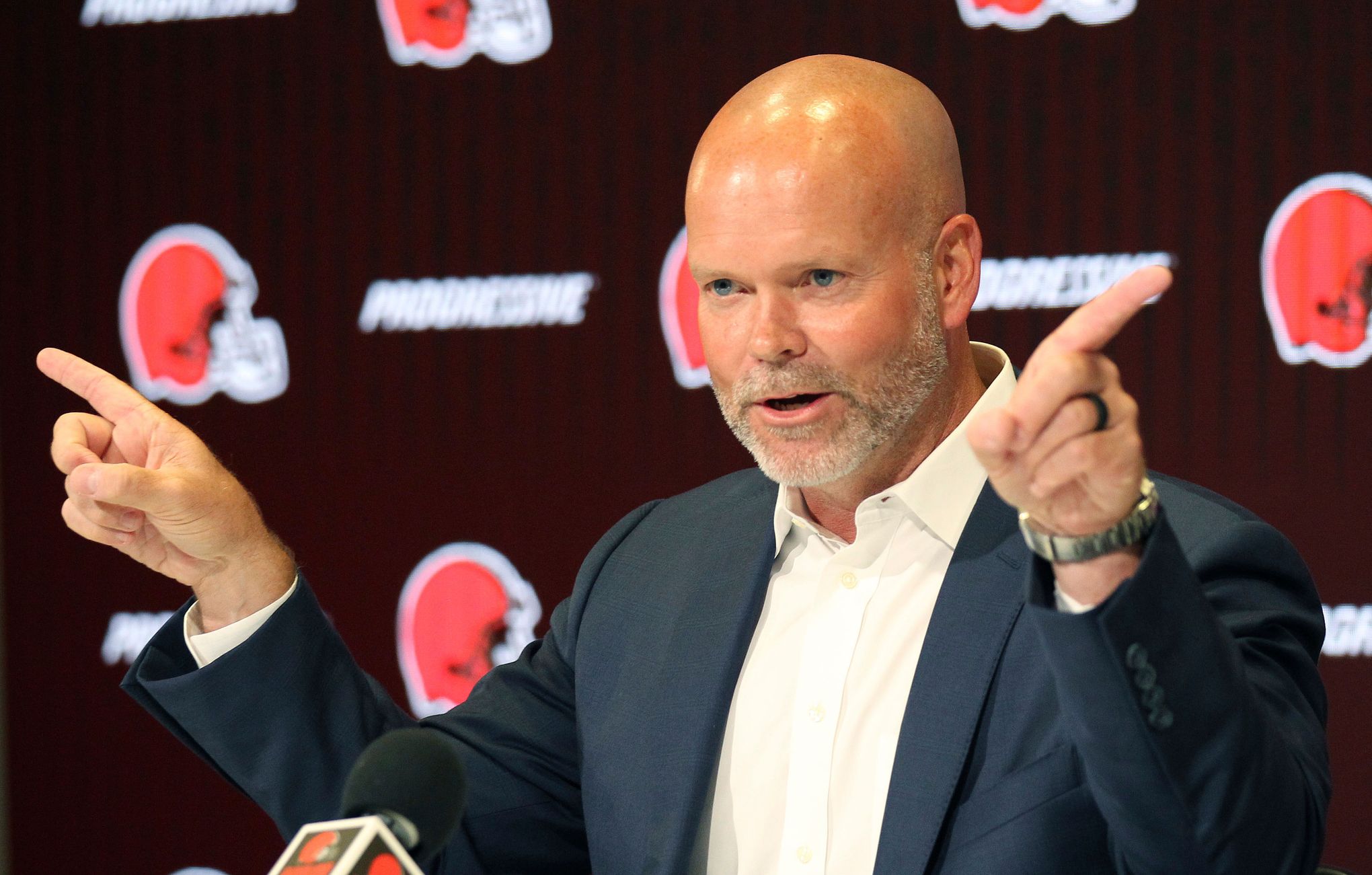 Ex-Browns kicker Phil Dawson named coach at Austin, Texas high school