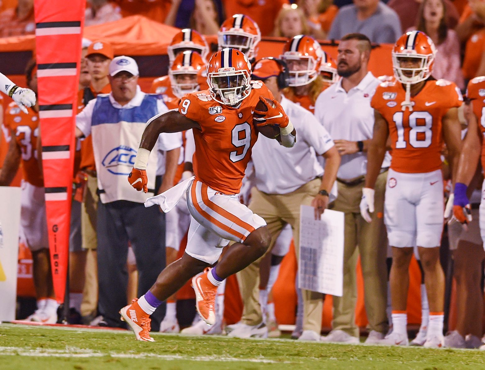 Clemson's Lawrence closes book on Georgia Tech opener | The Seattle Times