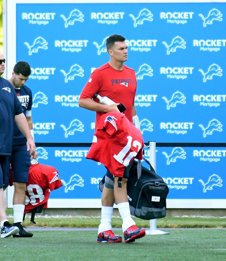 A Fresh-Faced Tom Brady.  Tom brady michigan, Tom brady, New