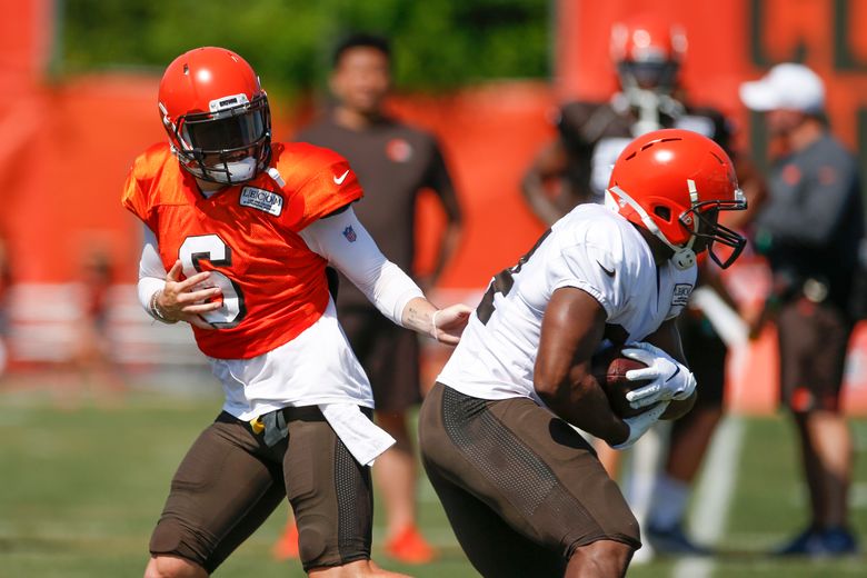 FILE - Cleveland Browns running back Nick Chubb (24) carries the