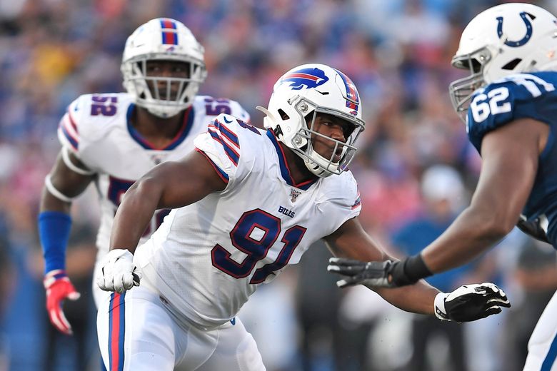 Buffalo Bills defensive tackle Ed Oliver (91) before playing