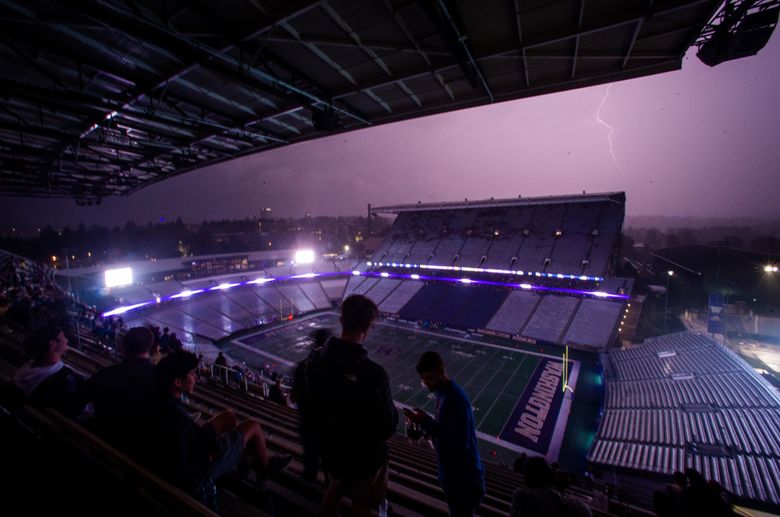 Fan posts video of Lightning employees telling him and his 11-year