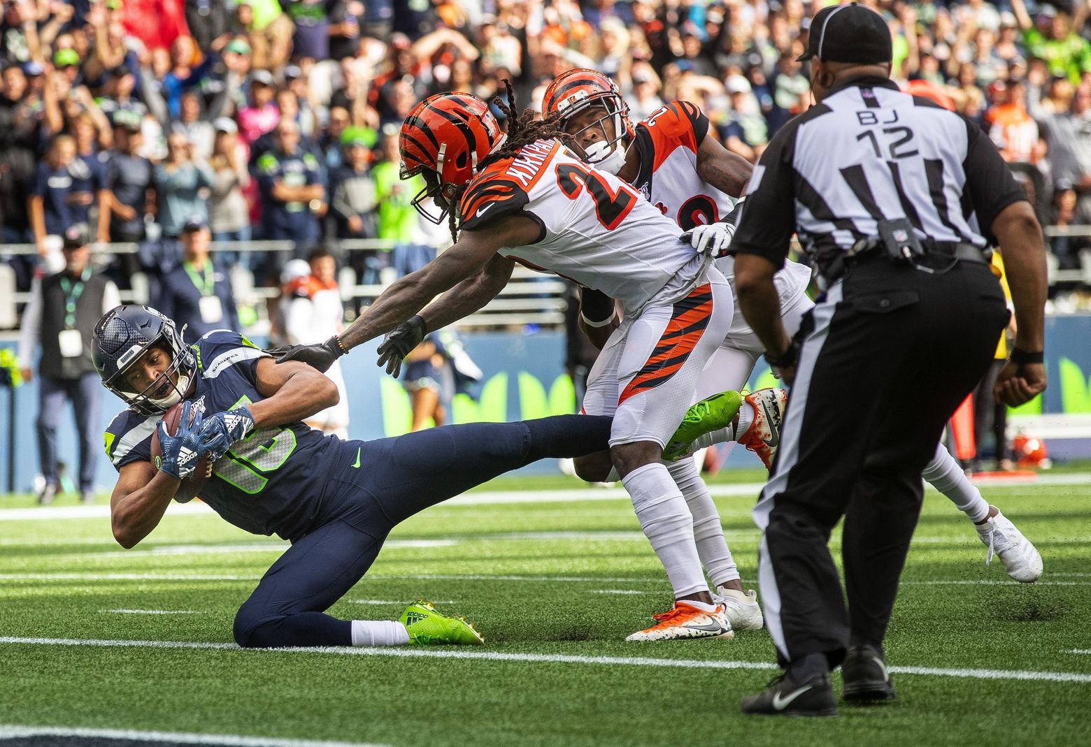 Unbeaten Bengals can turn heads with win over Seahawks