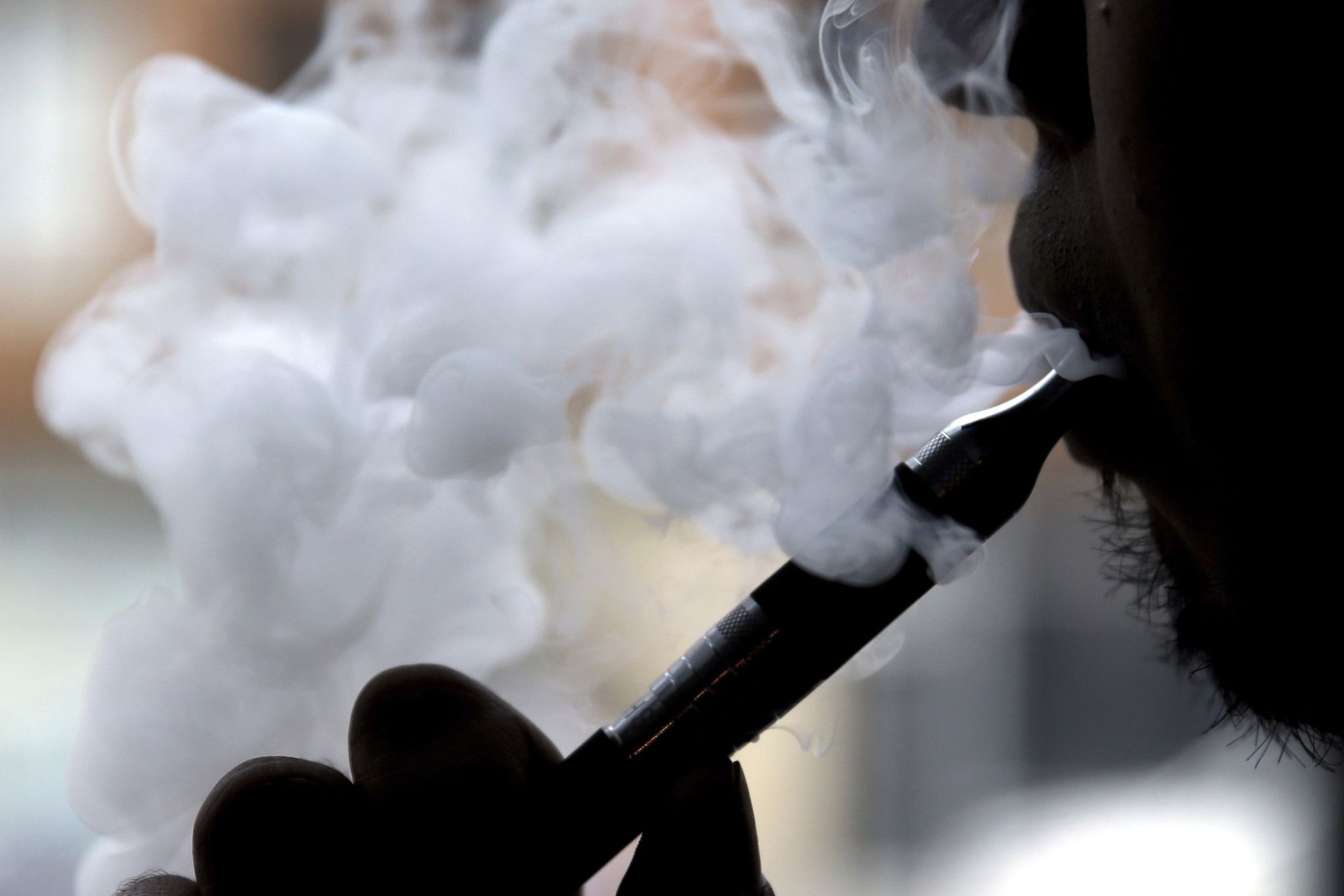 Washington health officials declare statewide outbreak in vaping-related  illness | The Seattle Times