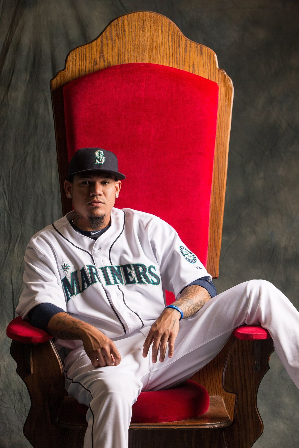 “King” Felix Hernandez in a Seattle Times photoshoot in 2014. (Dean Rutz / The Seattle Times)