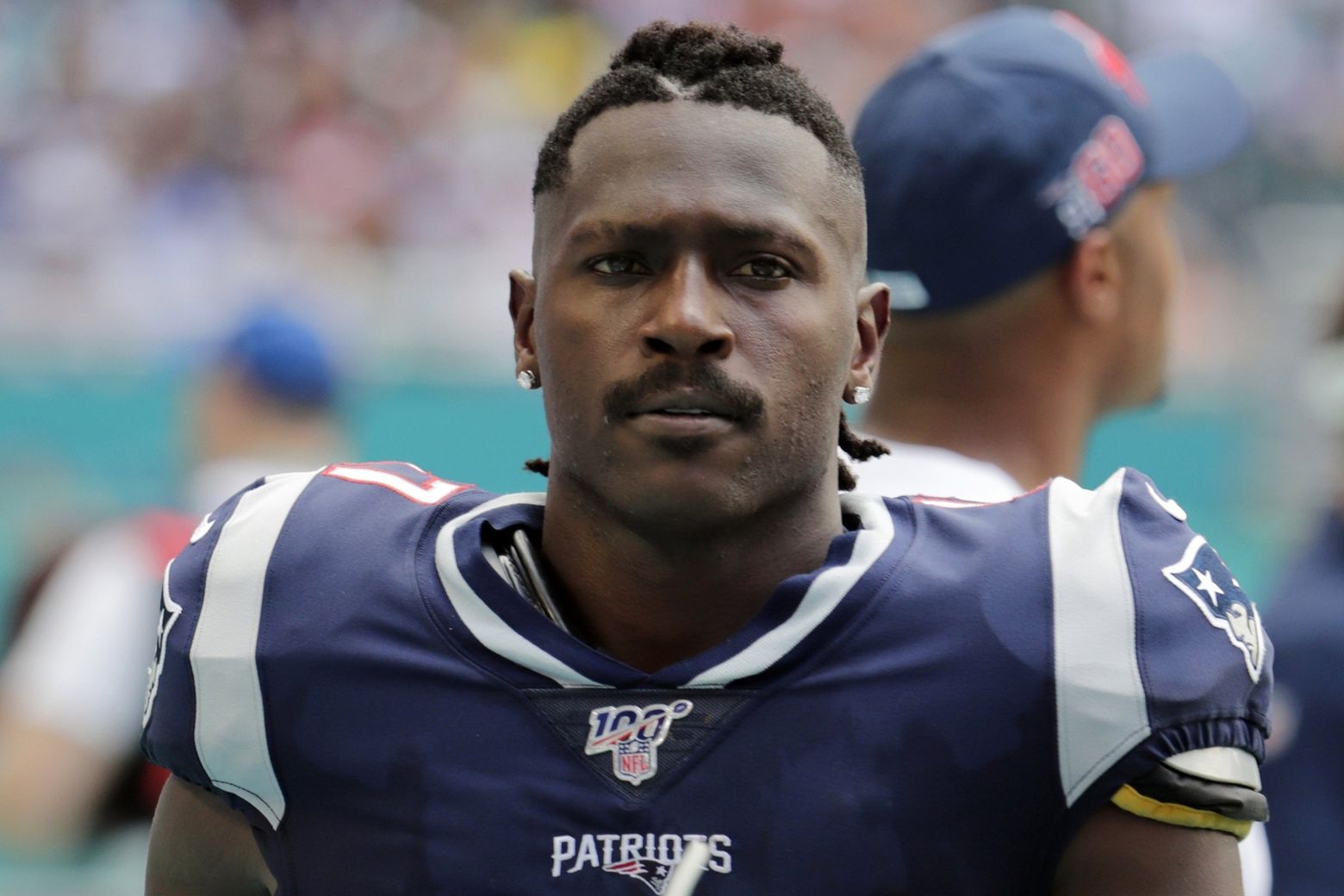 Raiders release Antonio Brown, who signs with Patriots - Los