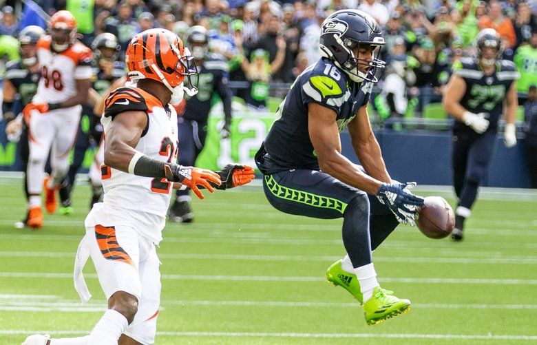 Seahawks hold off Bengals for 21-20 opening win - The Columbian