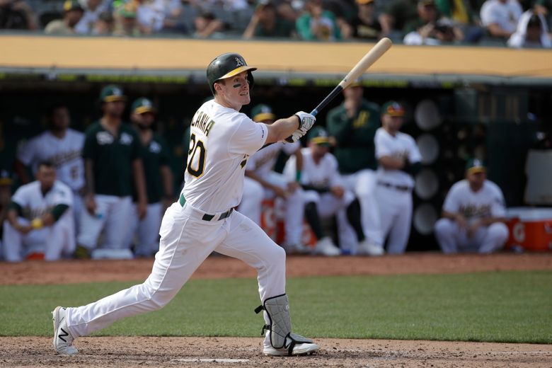 Mark Canha walks it off for Athletics in 11th