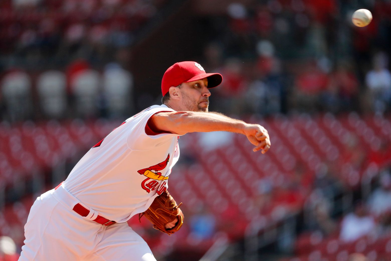 Wainwright, Wong lead St. Louis past Milwaukee