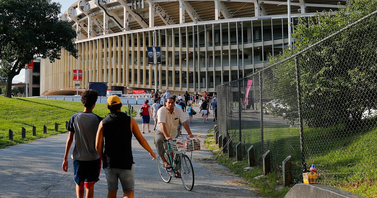 DC Inno - The Redskins' Next Stadium Might Be a Dome at the RFK Site