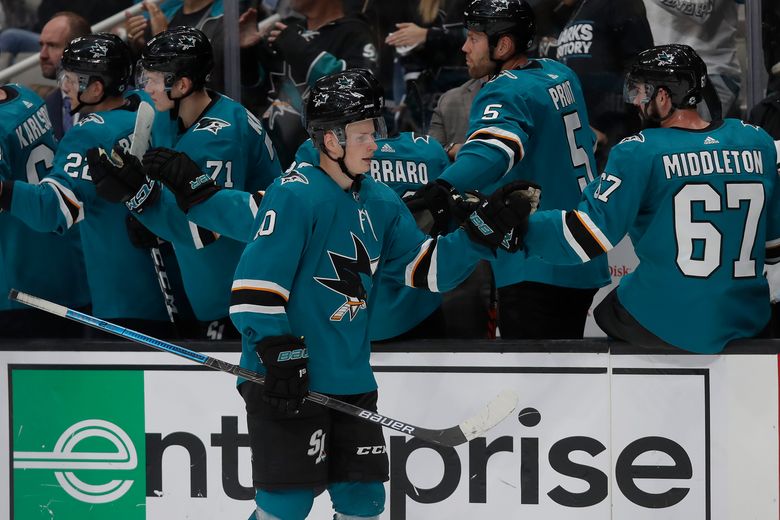 Healthy Pavelski helps lead Sharks to conference final