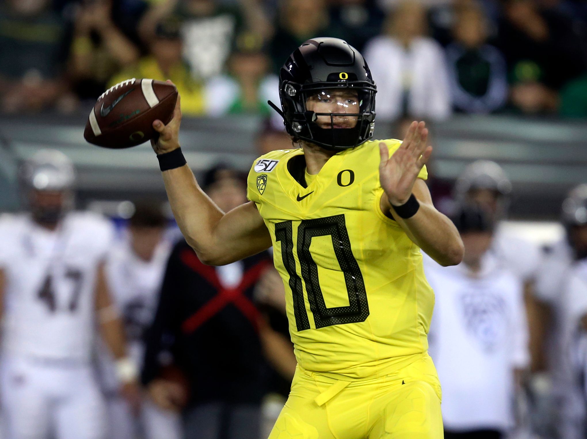 Unlike last season, Justin Herbert finishes off nonconference portion of  Oregon's schedule looking sharp - The Athletic