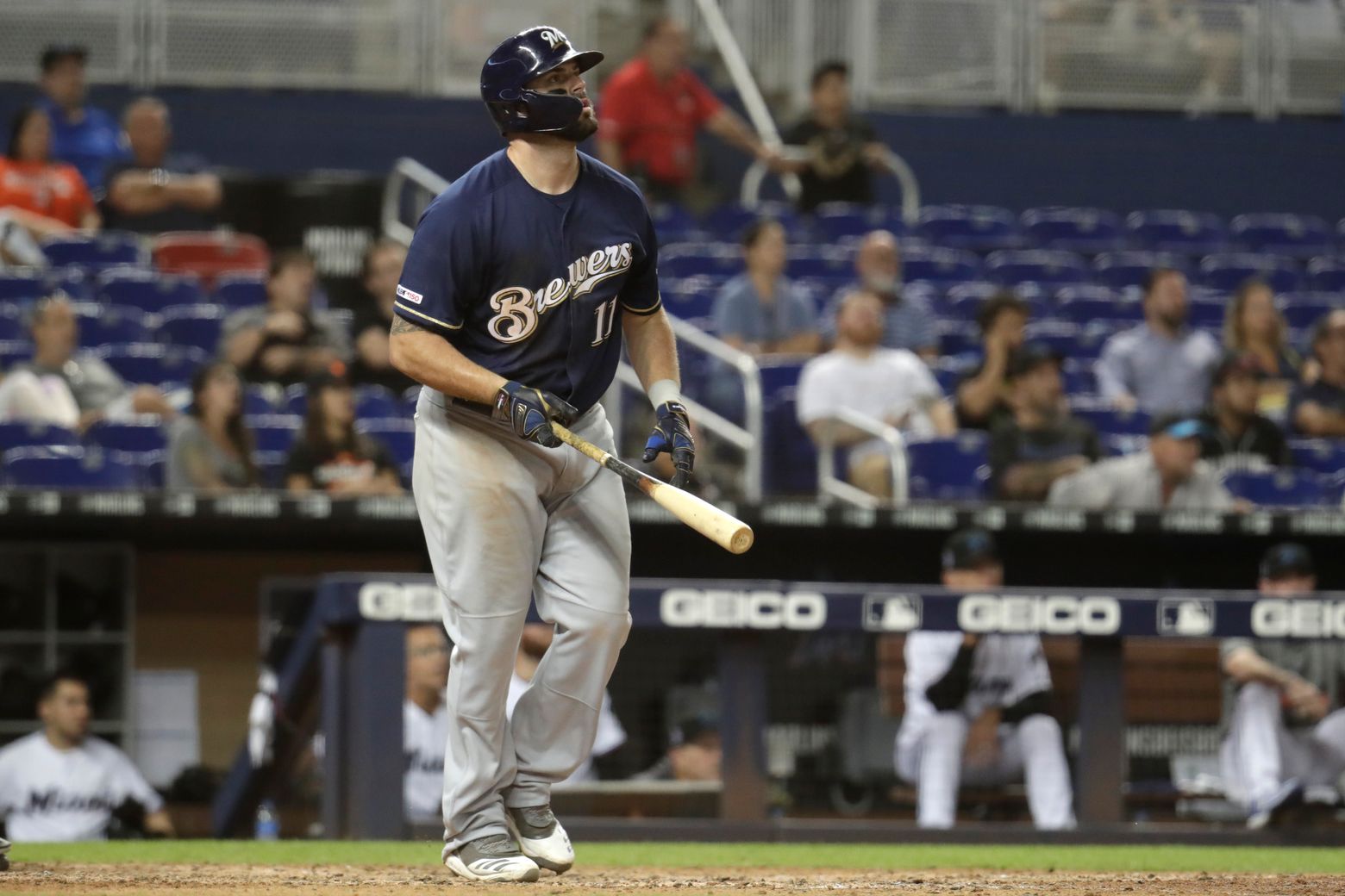 Milwaukee Brewers third baseman Mike Moustakas (11) and first