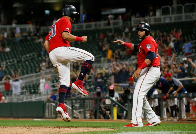 Red Sox White Sox Fenway Park Marwin Gonzalez homer