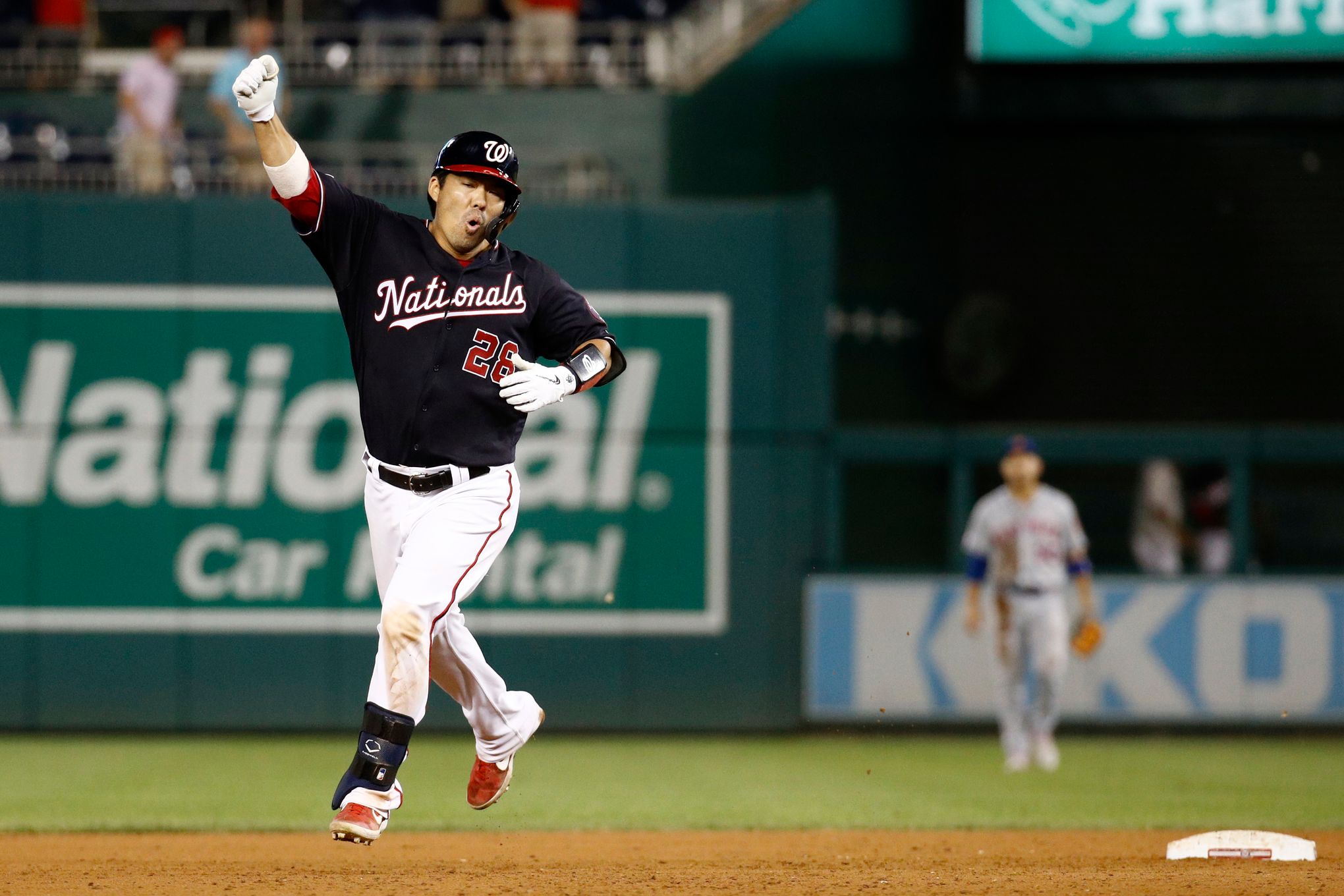 Mets stun D-backs with ninth-inning comeback