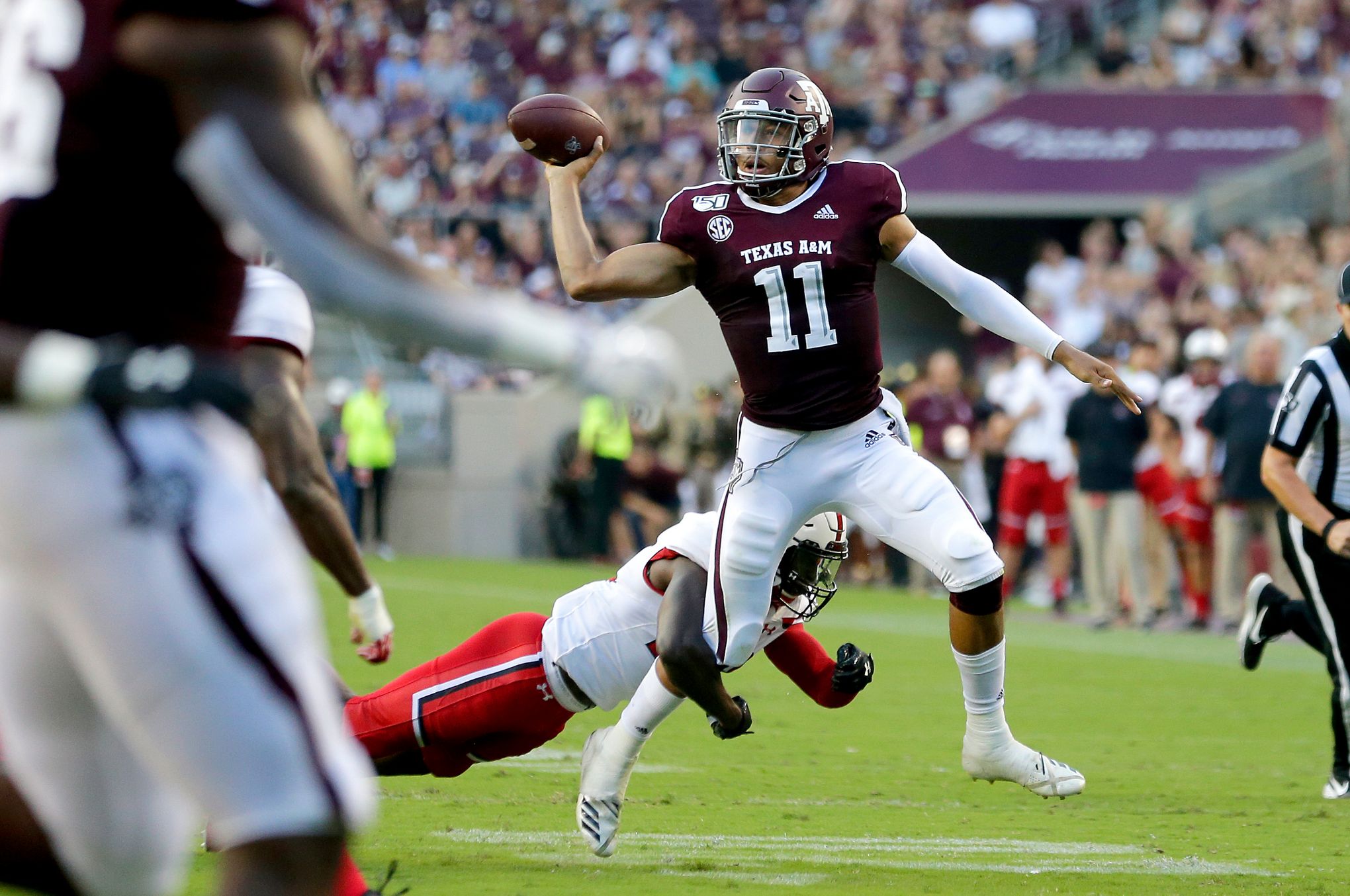 Jashaun Corbin punches it into end zone