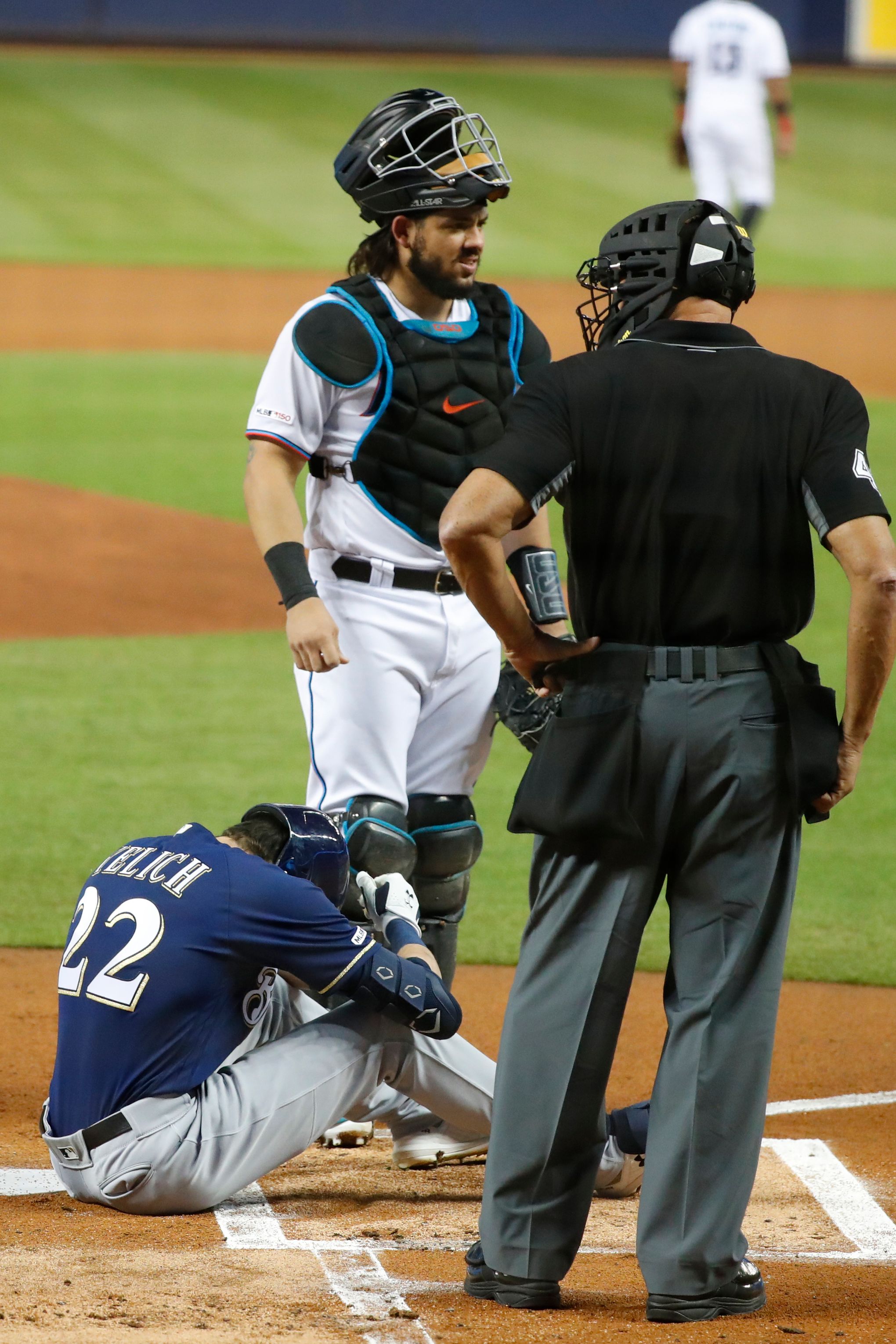 Milwaukee Brewers' Christian Yelich drops out of 2019 MLB Home Run Derby 