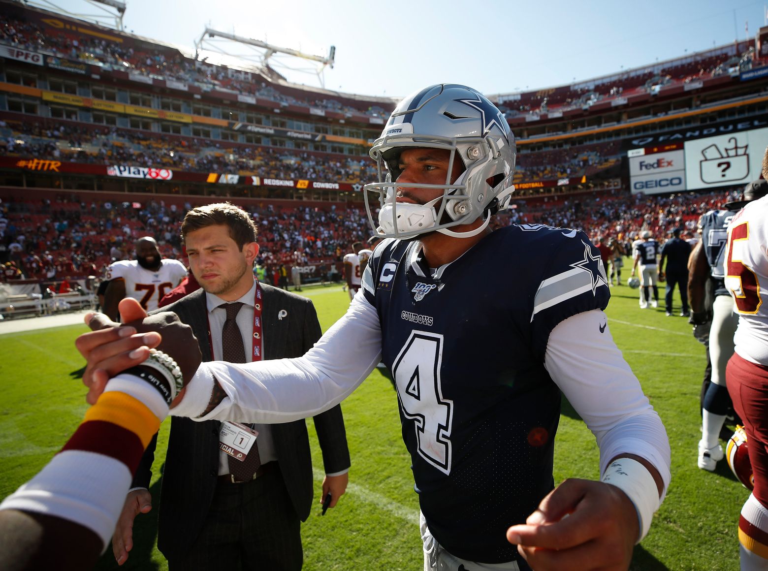 Dallas Cowboys: Taco Charlton is working with a Hall of Famer