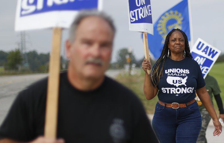 What it’s like on a 24hourpicket line during one of the biggest