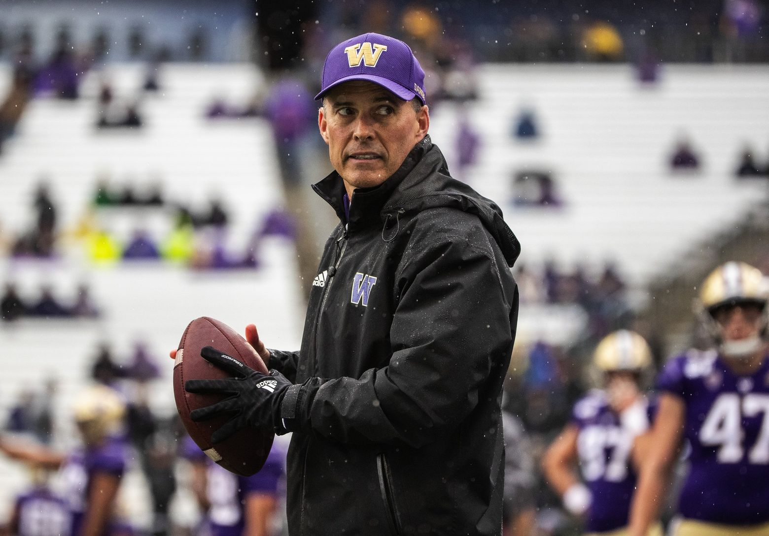 Pac-12 football coaching salaries are ridiculously low: Time to pay up (or  give up) | The Seattle Times