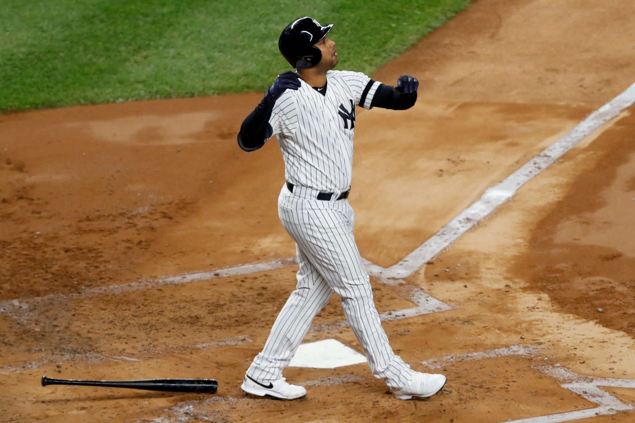 ESPN Stats] The Astros are the third team to go up 3-2 in a postseason  series after losing the first two at home following the 1996 Yankees and  2019 Astros in the