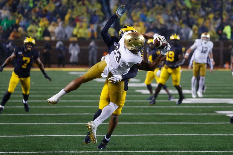 Notre Dame wide receiver Chase Claypool (83) runs after making a