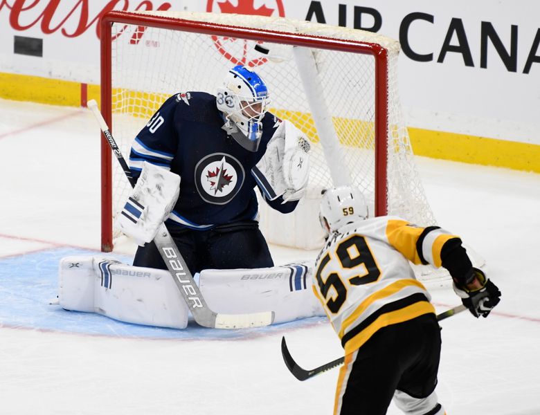 Scheifele scores twice, adds assist to power Jets to rout of